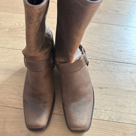Frye Harness boots size 7.5 nearly new in smoke - Picture 1 of 9